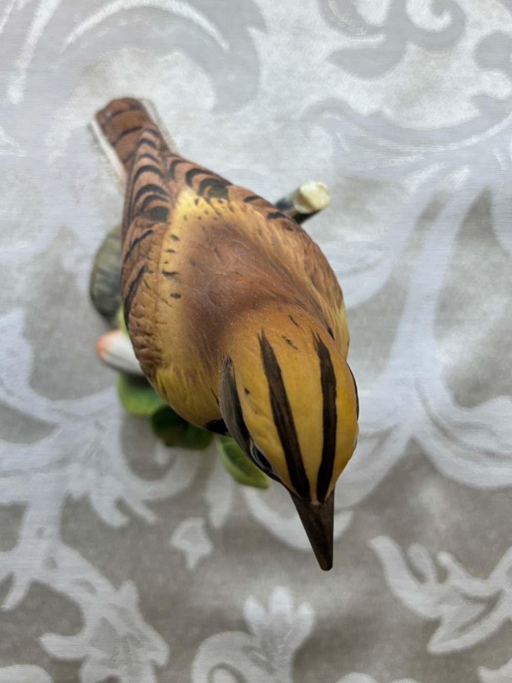 Vintage Andrea by Sadek Meadowlark Porcelain Figurine (Flawed—See Description) - Picture 8 of 10